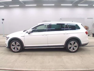 VOLKSWAGEN PASSAT ALLTRACK