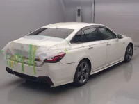 Цена авто Toyota Crown с аукционов Японии, номер кузова AZSH20, пробег 125 000, оценка 6