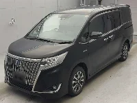 Цена авто Toyota Esquire с аукционов Японии, номер кузова ZWR80G, пробег 73 000, оценка 2