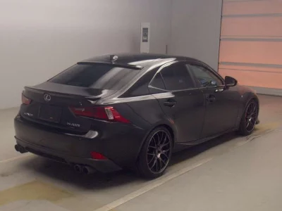 LEXUS IS