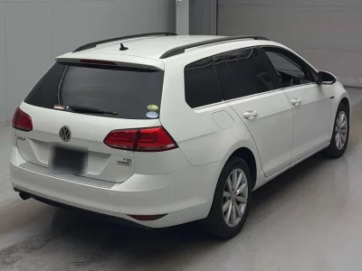 VOLKSWAGEN GOLF VARIANT