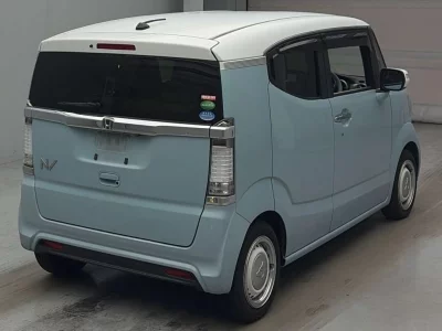 HONDA N BOX SLASH