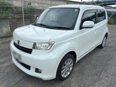 TOYOTA BB