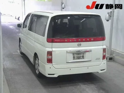 NISSAN ELGRAND