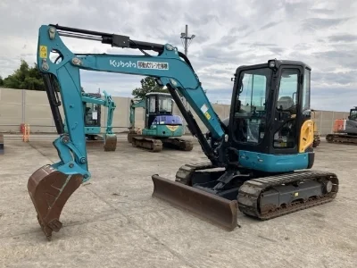 KUBOTA KUBOTA