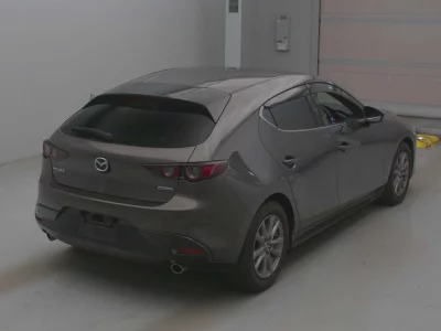 MAZDA MAZDA3 FASTBACK