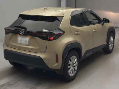 TOYOTA YARIS CROSS