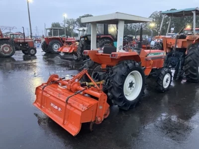 KUBOTA KUBOTA
