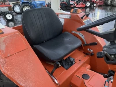 KUBOTA KUBOTA