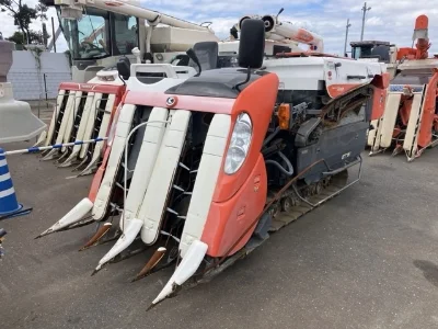 KUBOTA KUBOTA