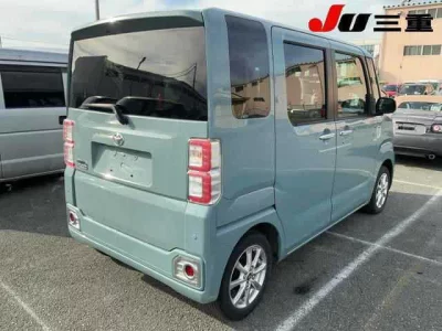 TOYOTA PIXIS MEGA
