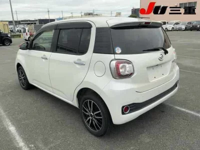 DAIHATSU BOON
