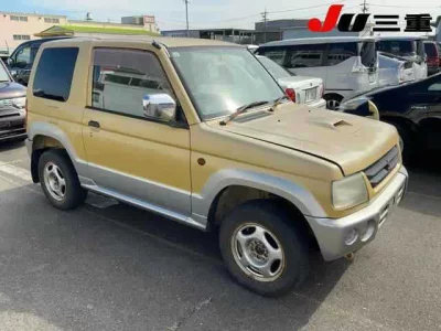 MITSUBISHI PAJERO MINI