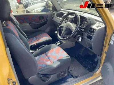 MITSUBISHI PAJERO MINI