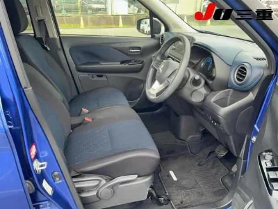 MITSUBISHI EK X