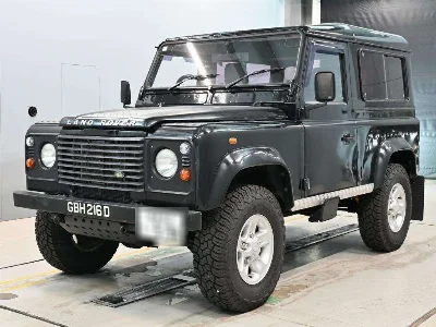 LAND ROVER DEFENDER