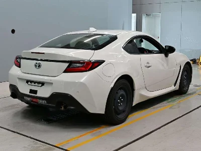 TOYOTA GR86