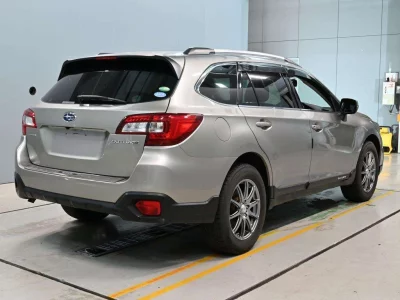 SUBARU OUTBACK