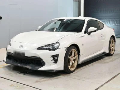 TOYOTA 86