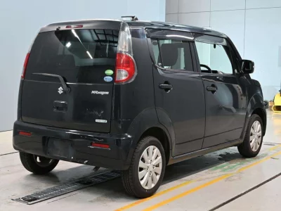 SUZUKI MRWAGON