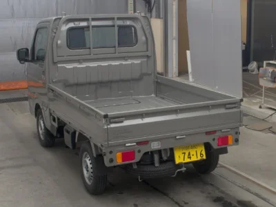 NISSAN CLIPPER TRUCK