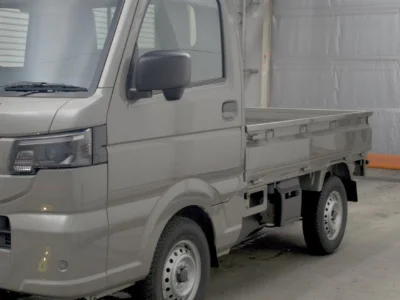 NISSAN CLIPPER TRUCK