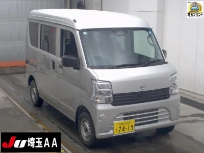 NISSAN CLIPPER VAN