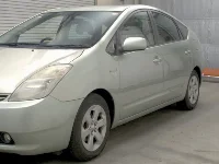 Цена авто Toyota Prius с аукционов Японии, номер кузова NHW20, пробег 45 000, оценка 6
