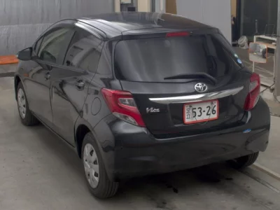 TOYOTA VITZ