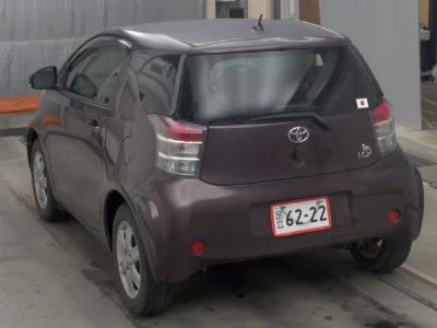 TOYOTA IQ