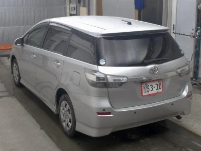 TOYOTA WISH