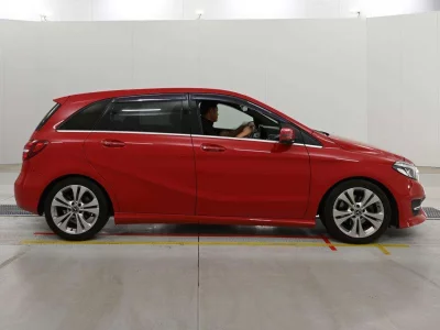 MERCEDES BENZ B CLASS
