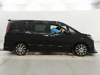 Цена авто Toyota Noah с аукционов Японии, номер кузова ZRR80W, пробег 158 000, оценка 2