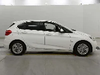 Цена авто BMW 2-Series с аукционов Японии, номер кузова 2A15, пробег 75 000, оценка 8