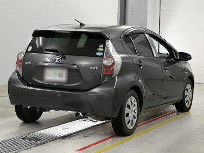 Статистика аукционов Toyota Aqua
