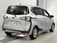Цена авто Toyota Sienta с аукционов Японии, номер кузова NHP170G, пробег 115 000, оценка 2