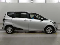 Цена авто Toyota Sienta с аукционов Японии, номер кузова NHP170G, пробег 115 000, оценка 2