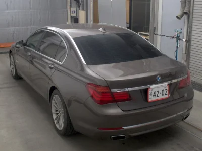 BMW 7 SERIES