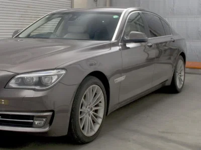 BMW 7 SERIES