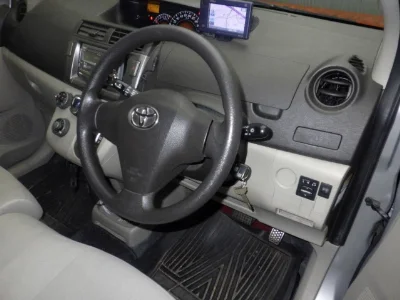 TOYOTA PASSO SETTE