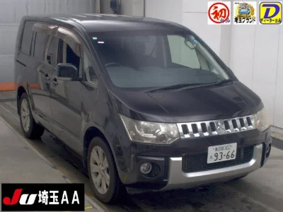 MITSUBISHI DELICA D5