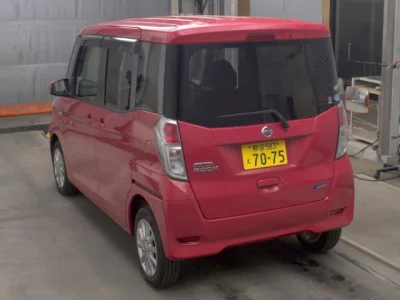NISSAN DAYZ ROOX