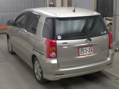 TOYOTA RAUM