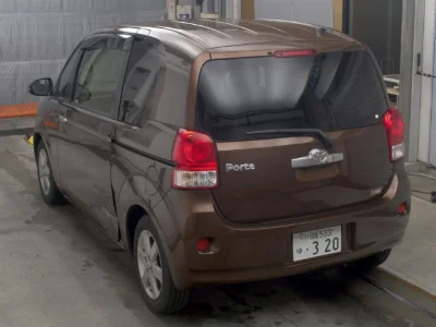 TOYOTA PORTE