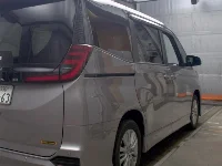 Цена авто Toyota Noah с аукционов Японии, номер кузова MZRA90W, пробег 18 000, оценка 4