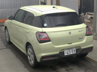 SUZUKI SWIFT