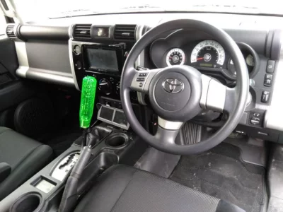 TOYOTA FJ CRUISER