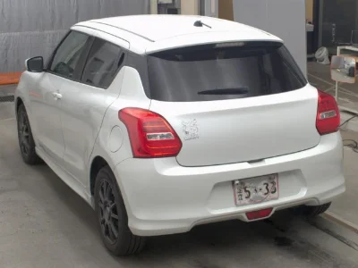 SUZUKI SWIFT