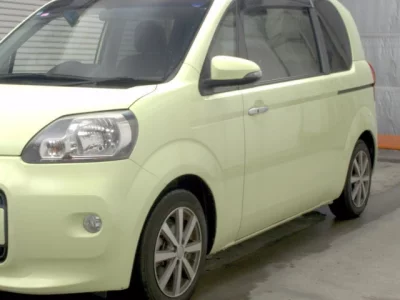 TOYOTA PORTE