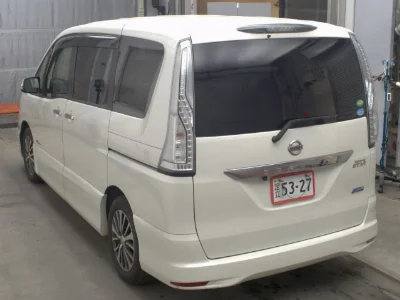 NISSAN SERENA